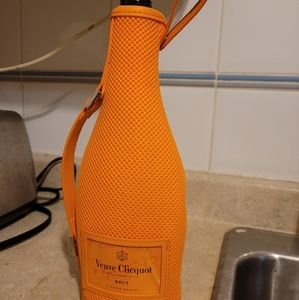 Who needs a beer koozie, 750ml bottles fit here. Used once, like brand new.